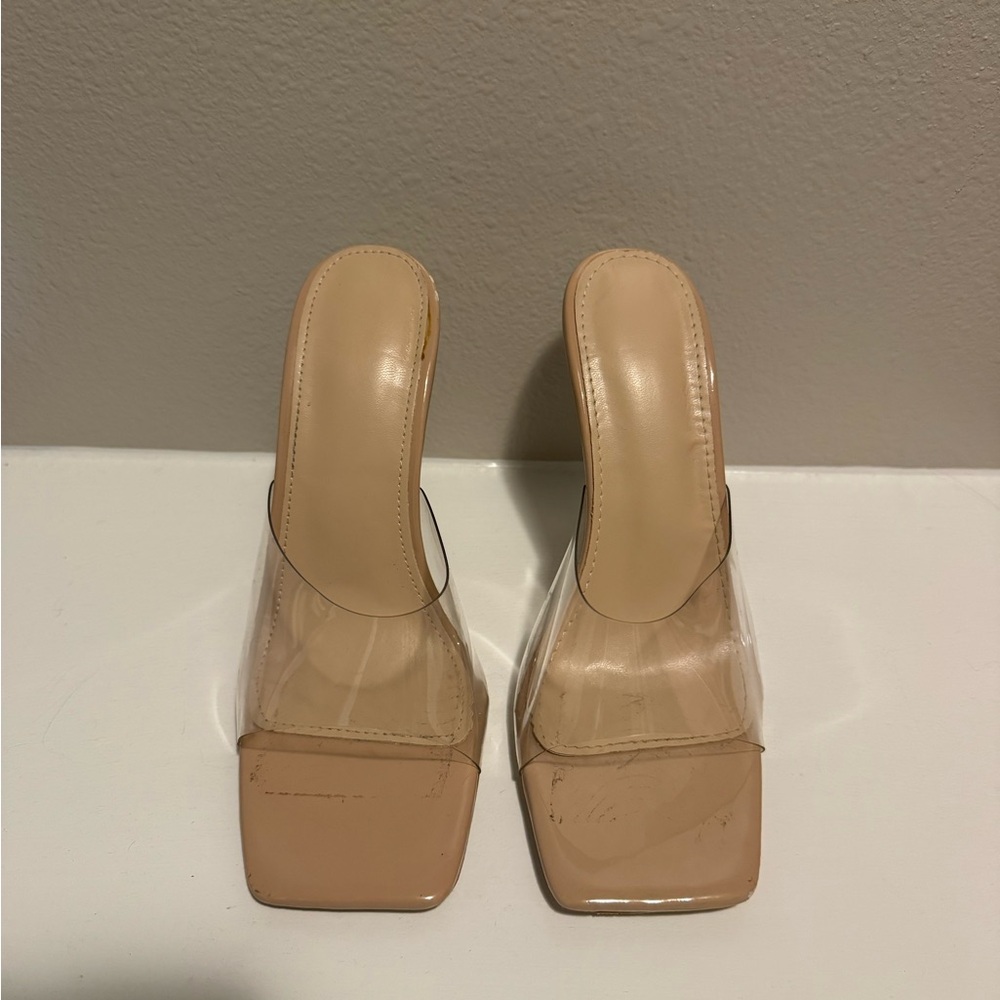 Elegant Tan Women's Heels